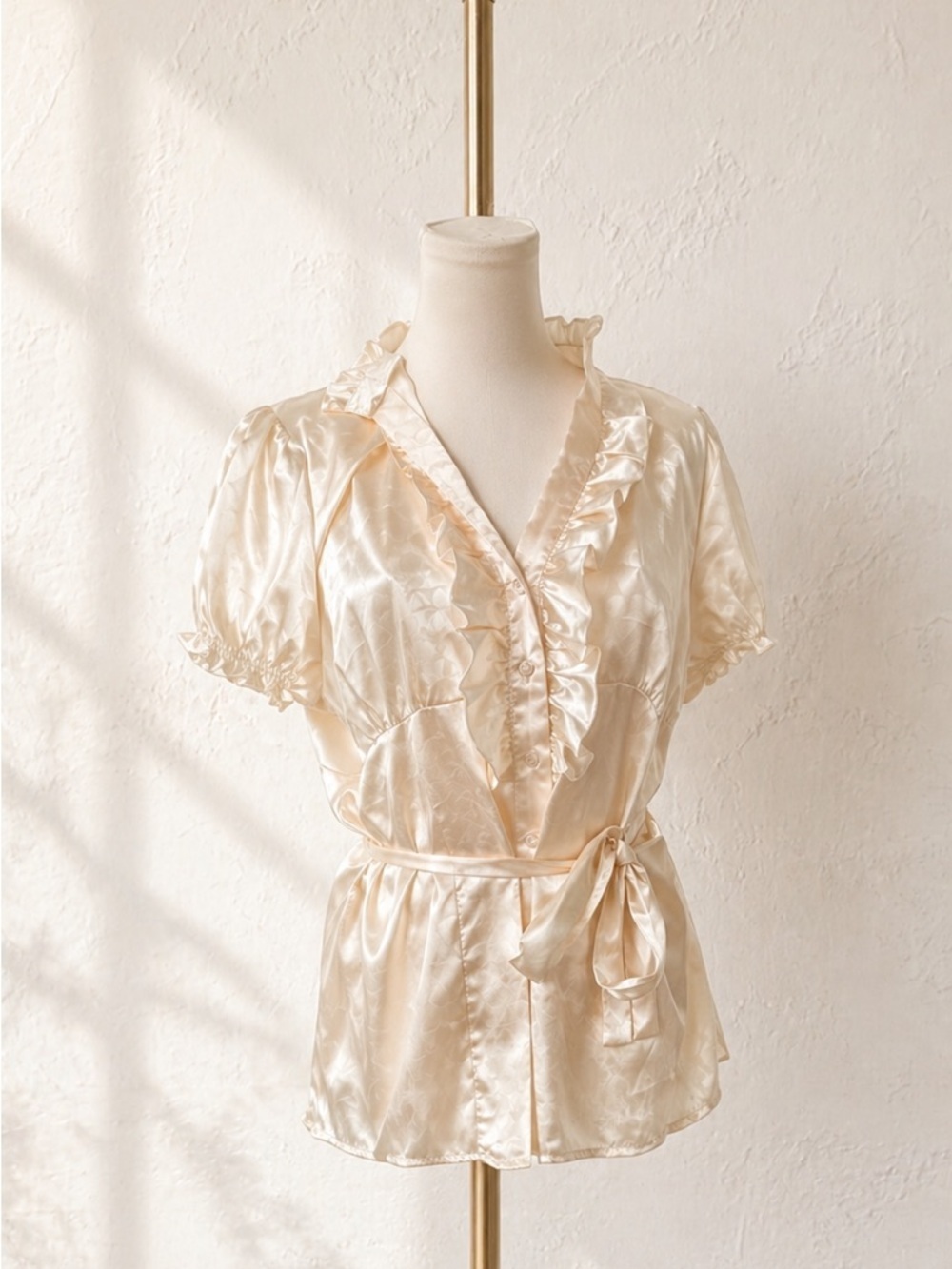 Vintage Daniel Laurent Satin Blouse Cream Ruffle Tie Waist L